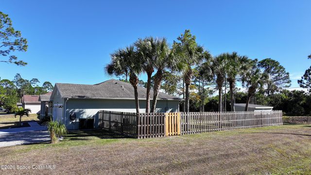 1220 Gideon Street SW, Palm Bay, FL 32908