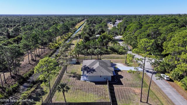 1220 Gideon Street SW, Palm Bay, FL 32908