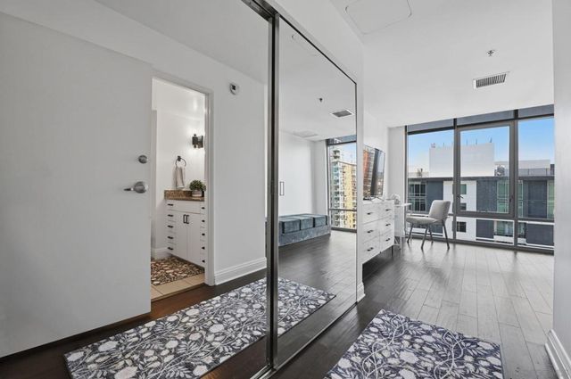 425 W Beech 1702, San Diego, CA 92101