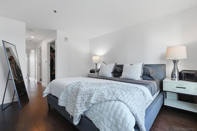 425 W Beech 1702, San Diego, CA 92101