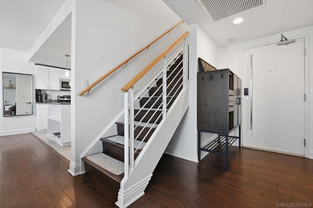 425 W Beech 1702, San Diego, CA 92101