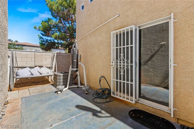 9950 Swimming Hole Street, Las Vegas, NV 89183