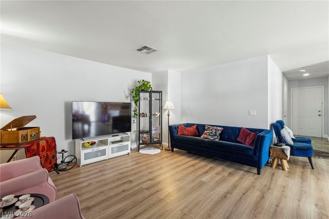 9950 Swimming Hole Street, Las Vegas, NV 89183