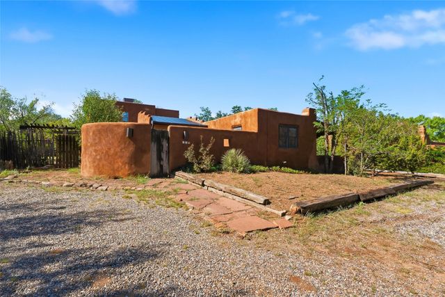 122 W Cordova Road, Santa Fe, NM 87505