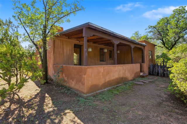 122 W Cordova Road, Santa Fe, NM 87505