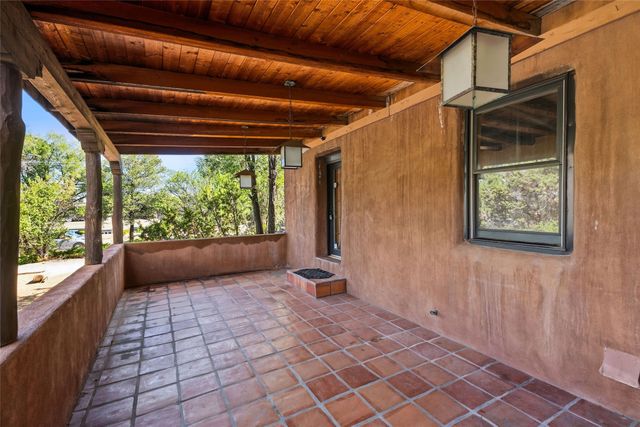122 W Cordova Road, Santa Fe, NM 87505