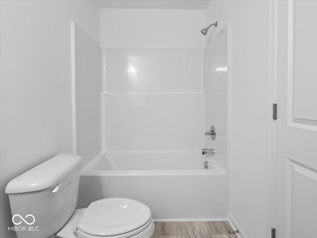 558 Plowman Drive, Shelbyville, IN 46176