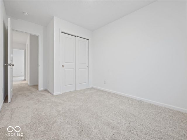 558 Plowman Drive, Shelbyville, IN 46176