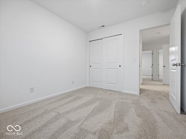 558 Plowman Drive, Shelbyville, IN 46176