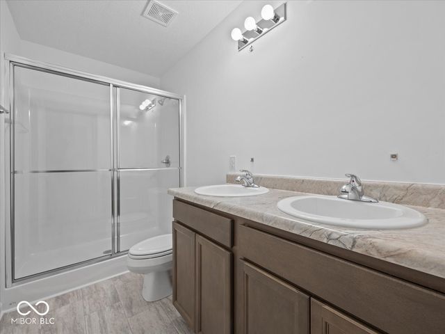 558 Plowman Drive, Shelbyville, IN 46176