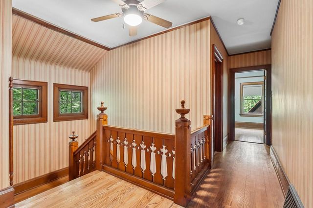 6789 N Elm Tree ROAD, Glendale, WI 53217