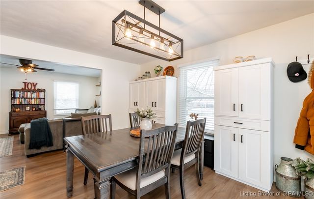 2828 Andrea Drive, Floyds Knobs, IN 47119