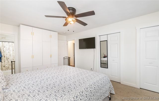 2828 Andrea Drive, Floyds Knobs, IN 47119