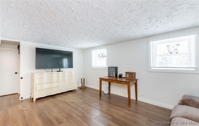 2828 Andrea Drive, Floyds Knobs, IN 47119