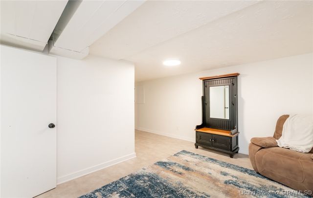 2828 Andrea Drive, Floyds Knobs, IN 47119