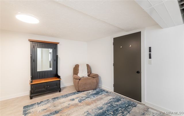 2828 Andrea Drive, Floyds Knobs, IN 47119