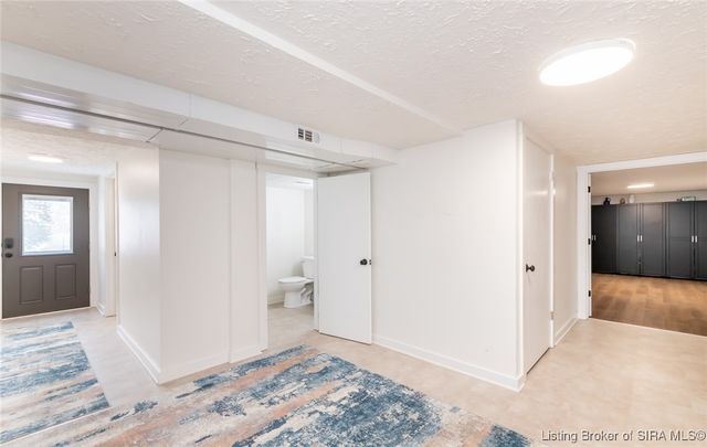 2828 Andrea Drive, Floyds Knobs, IN 47119