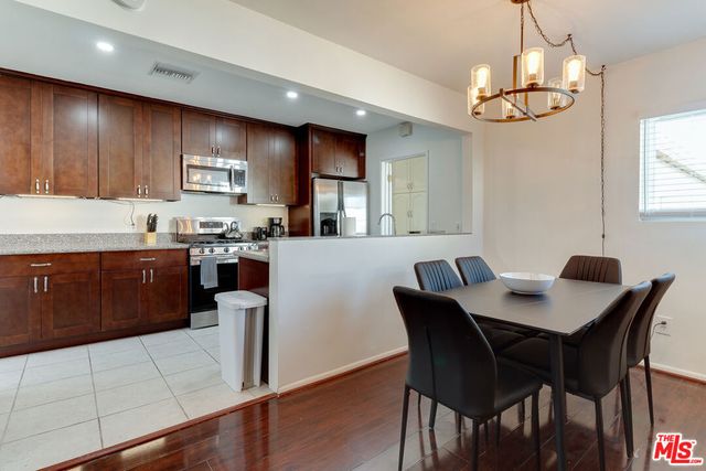 8122 Wynne Avenue, Reseda, CA 91335