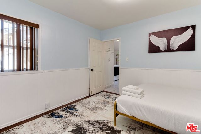 8122 Wynne Avenue, Reseda, CA 91335