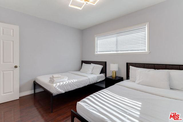 8122 Wynne Avenue, Reseda, CA 91335