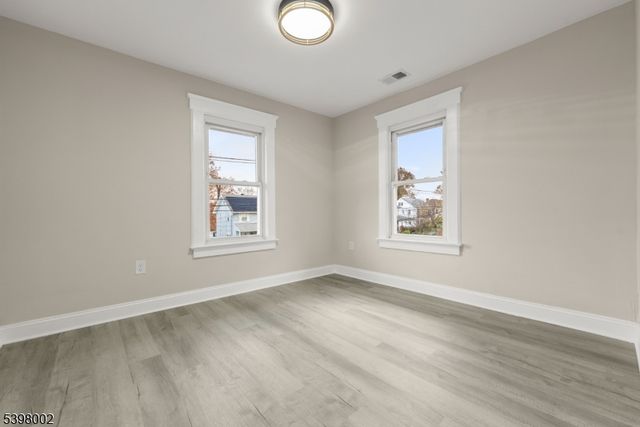 138 Monmouth Road, Elizabeth City, NJ 07208