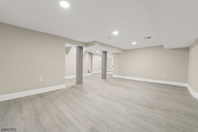 138 Monmouth Road, Elizabeth City, NJ 07208