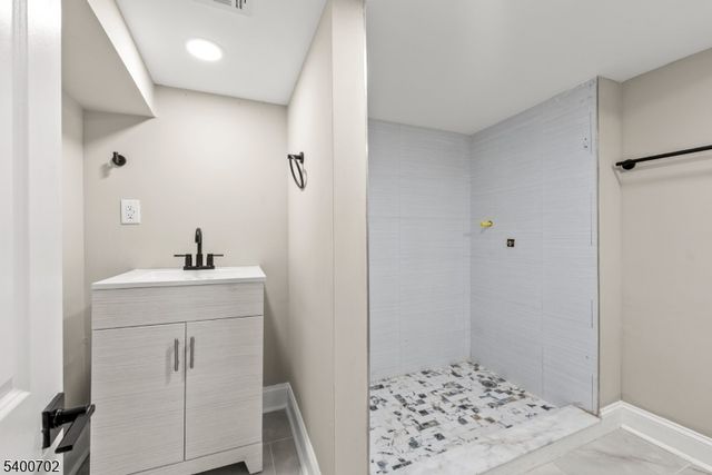 138 Monmouth Road, Elizabeth City, NJ 07208