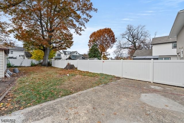 138 Monmouth Road, Elizabeth City, NJ 07208