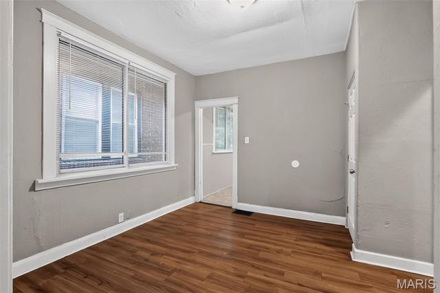 6510 Julian Avenue, St Louis, MO 63133