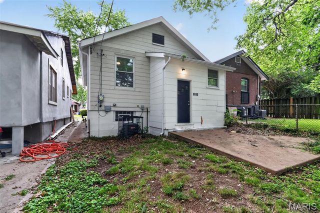 6510 Julian Avenue, St Louis, MO 63133