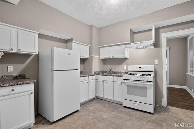 6510 Julian Avenue, St Louis, MO 63133