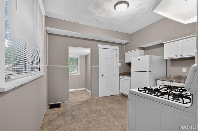 6510 Julian Avenue, St Louis, MO 63133