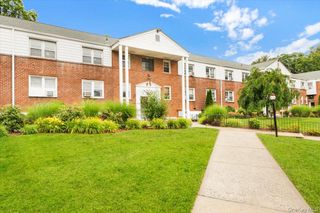 10 South 2F, Harrison, NY 10528