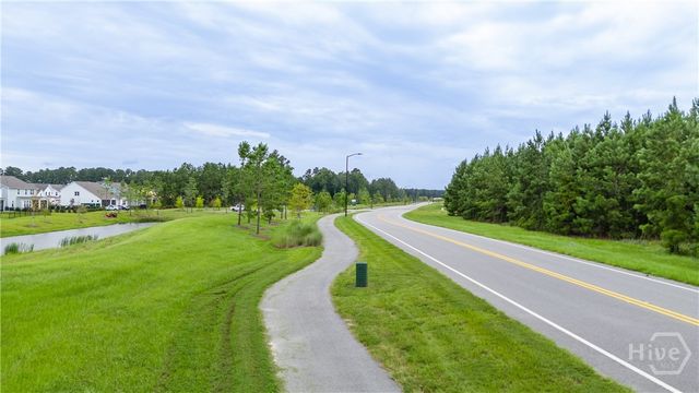 288 Crosstown Avenue, Richmond Hill, GA 31324