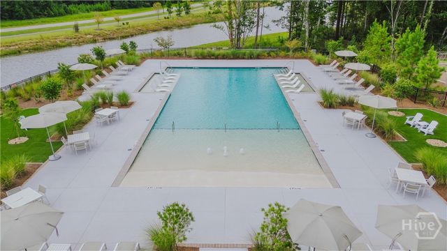 288 Crosstown Avenue, Richmond Hill, GA 31324