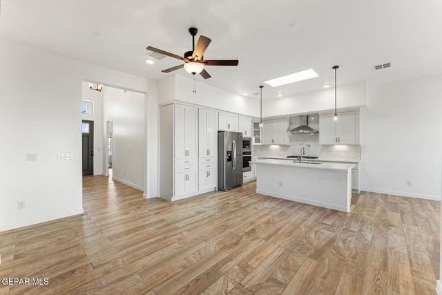 828 FAIRFORD Place, El Paso, TX 79928