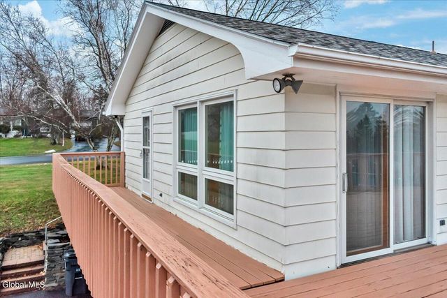 144 Horizon View Drive, East Greenbush, NY 12061