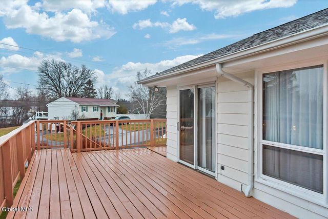 144 Horizon View Drive, East Greenbush, NY 12061