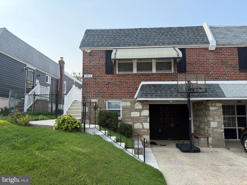 9876 WISTARIA ST, Philadelphia, PA 19115