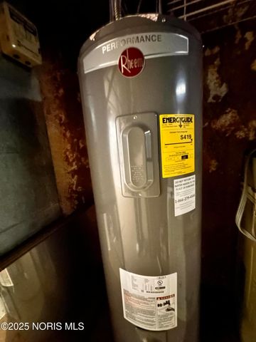 11 Meadowbrook Drive, Perrysburg, OH 43551