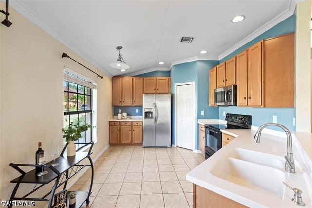 3761 Pino Vista WAY, Estero, FL 33928