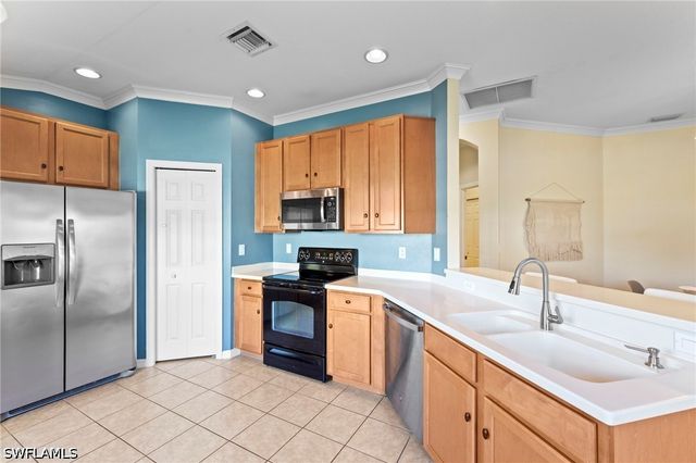 3761 Pino Vista WAY, Estero, FL 33928