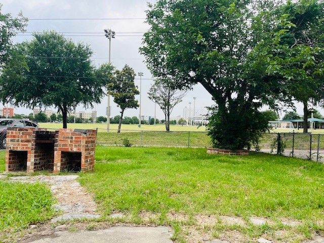 5060 Arbor Glen Road, The Colony, TX 75056