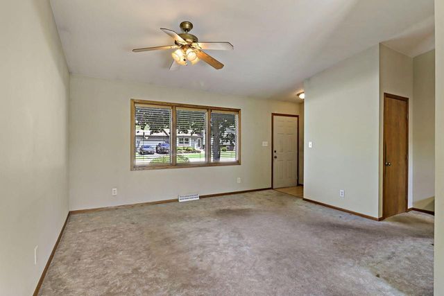 5609 Riviera DRIVE, Mount Pleasant, WI 53406