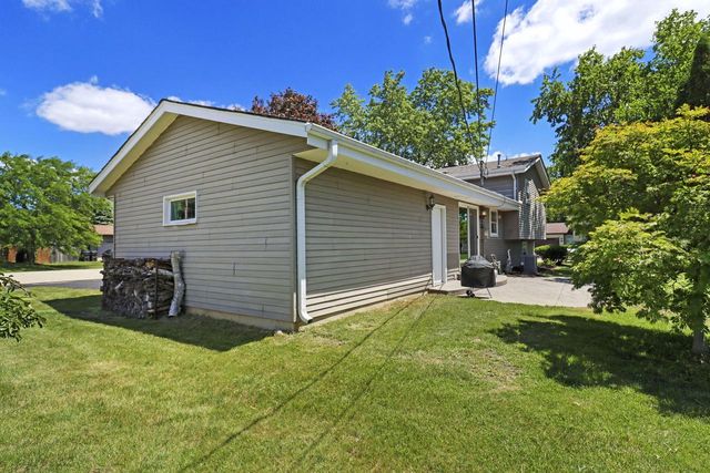 5609 Riviera DRIVE, Mount Pleasant, WI 53406