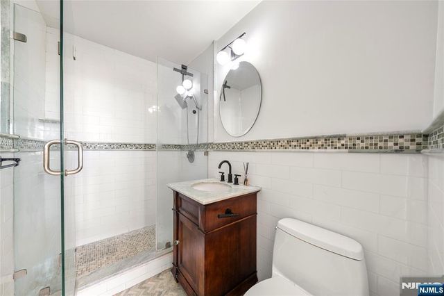 2100 Linwood Avenue 21J, Fort Lee, NJ 07024