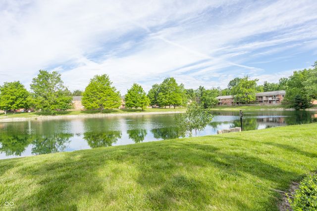 7432 Lions Head Drive C, Indianapolis, IN 46260