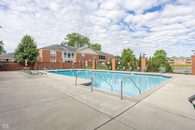 7432 Lions Head Drive C, Indianapolis, IN 46260