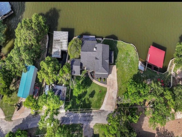608 Casas Del Norte Court, Granbury, TX 76049