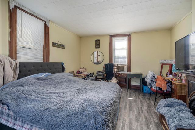 25 W Front Street, New Holland, OH 43145